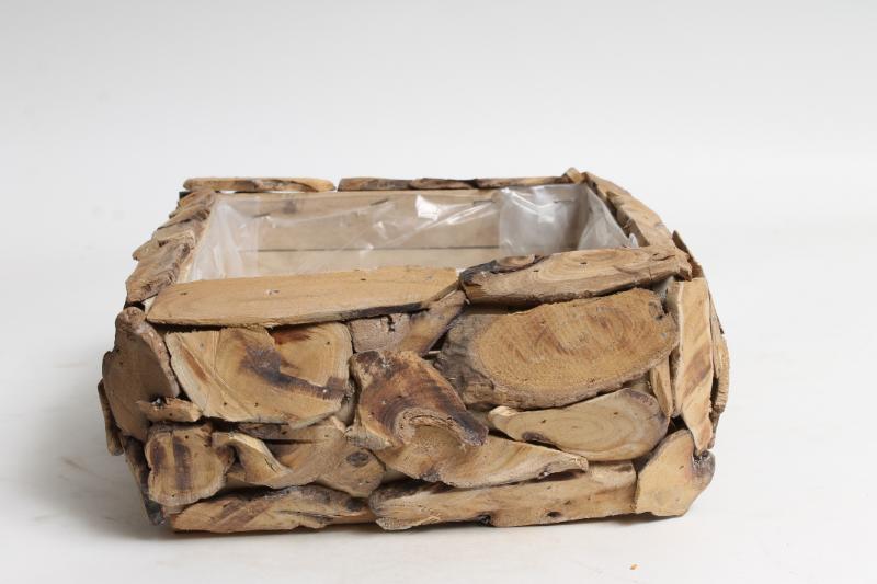 J Basket w wooden chips square Ø18,5*18,5				