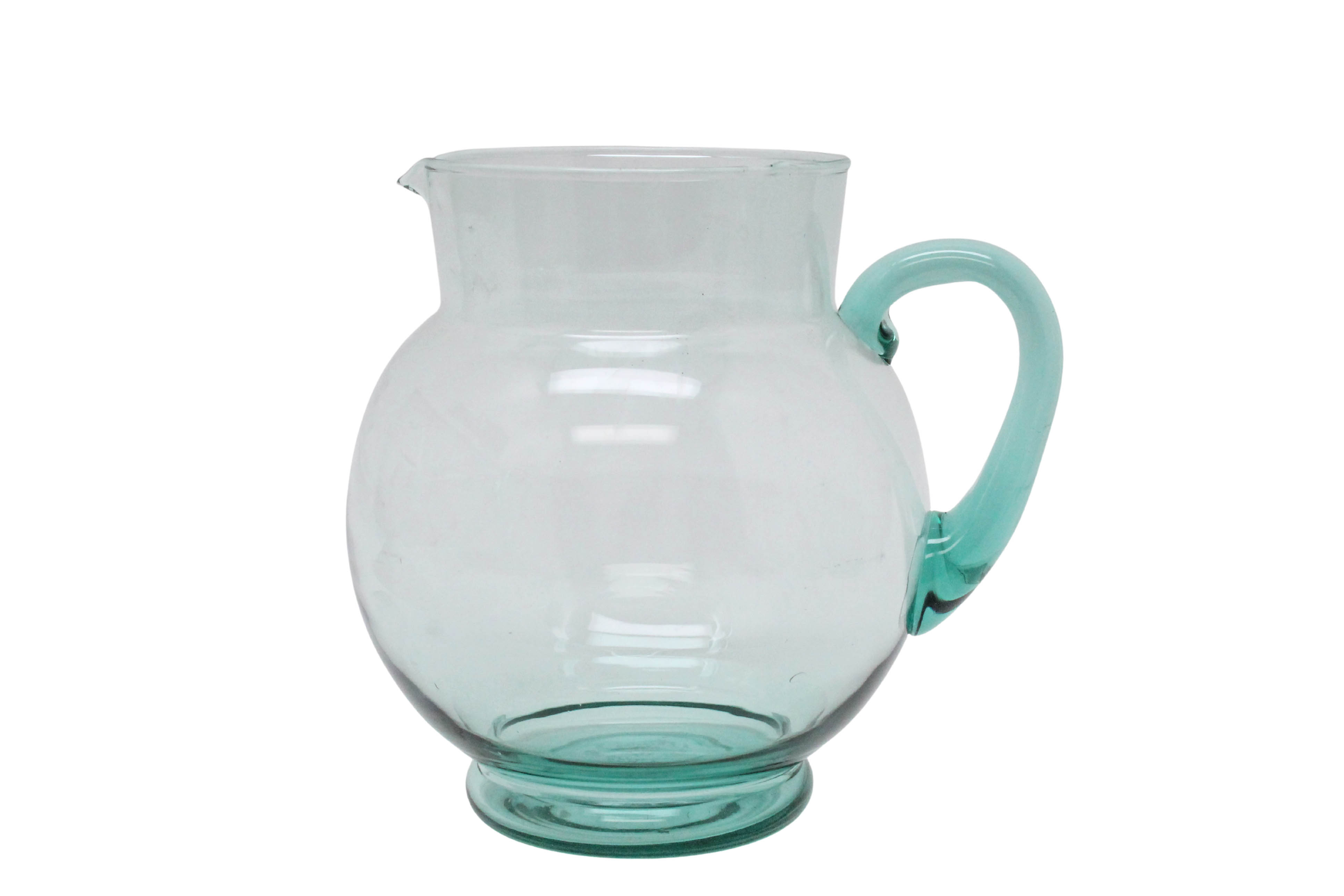 J Glass jug Victoria L D14/24 H23