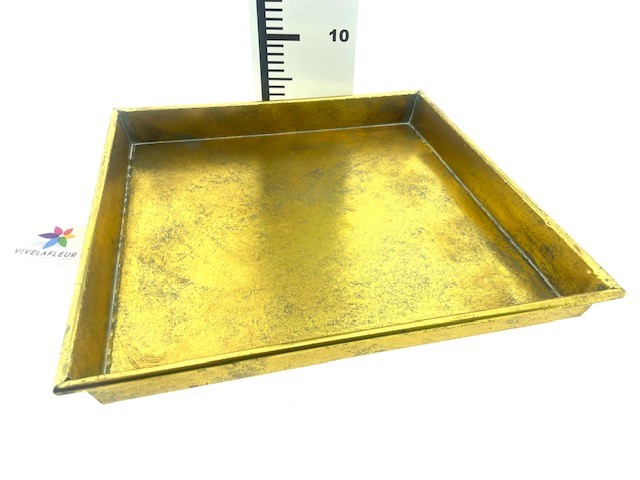 B Scale Metal Square Gold H4,5 / D38 cm