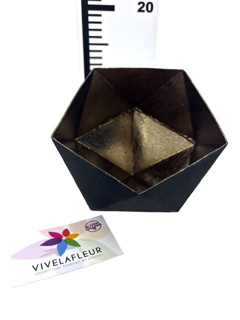 TheeL. Icos zwart S H13 / D14cm