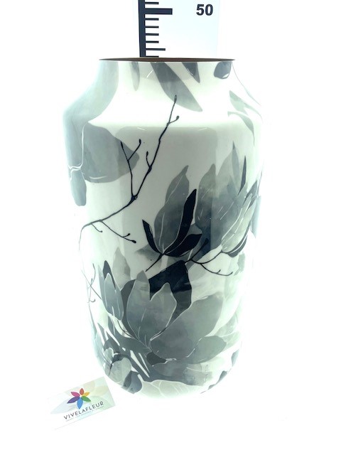 Pre-Sale H45 / D24 cm Shadow