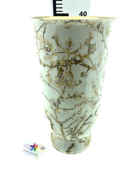 Iron Vase H40 / D22 cm