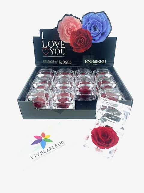 Diamond red roses